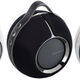 Imagen para el artículo titulado El nuevo altavoz portátil de Devialet optimiza automáticamente su sonido dependiendo de dónde lo estés usando